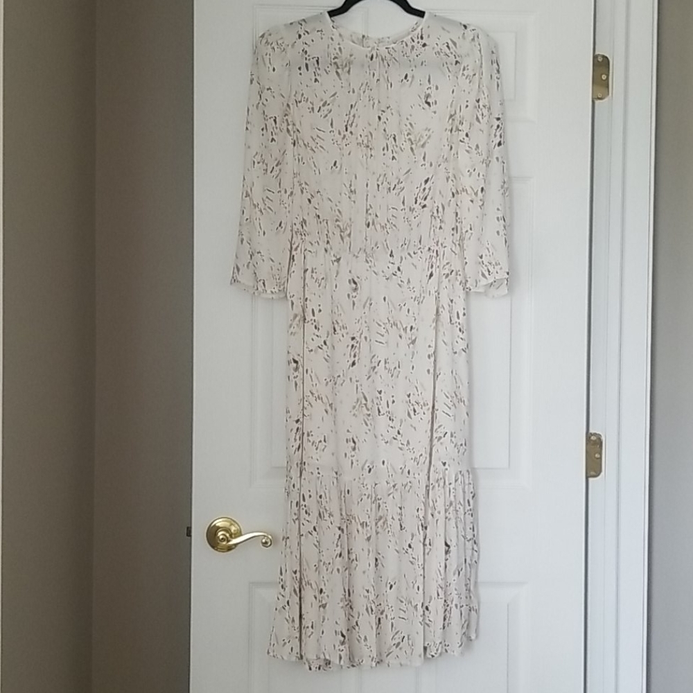Women's tiered dress
